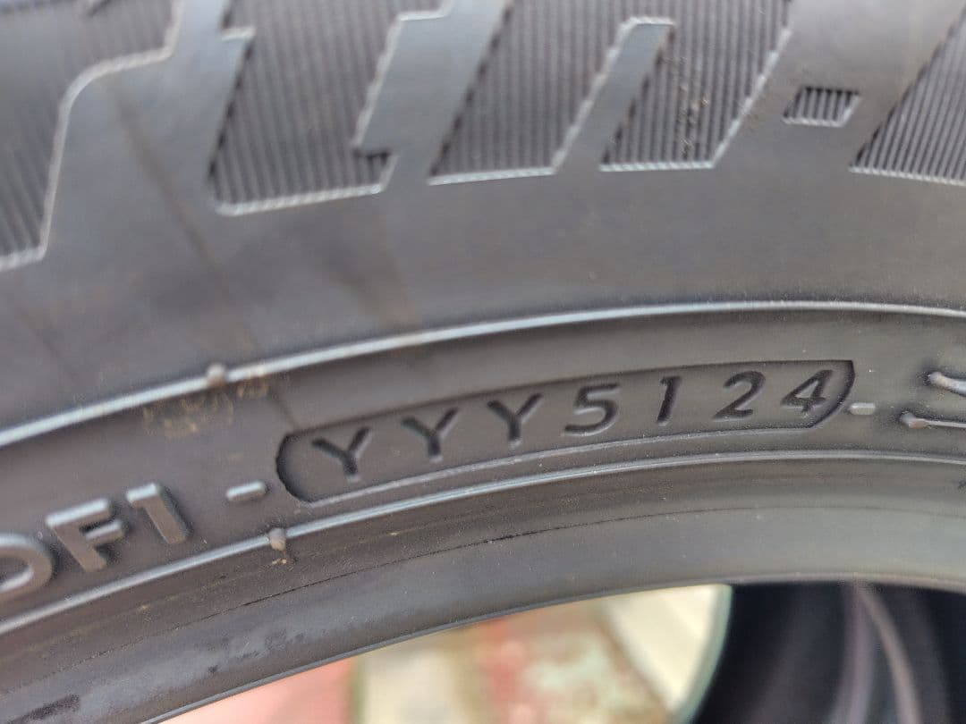 ヨコハマブルーアースES32 215/60R16 2024年製