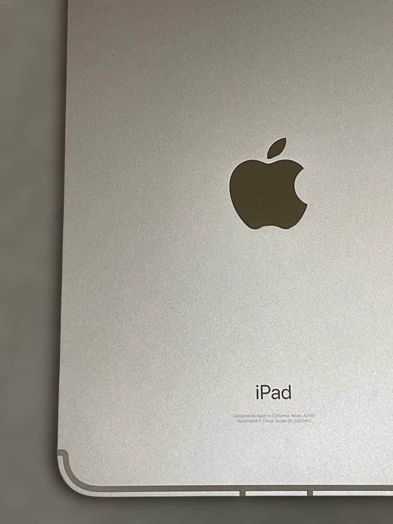 iPad mini6世代 Wi-Fi+Cellular 64GB スターライト