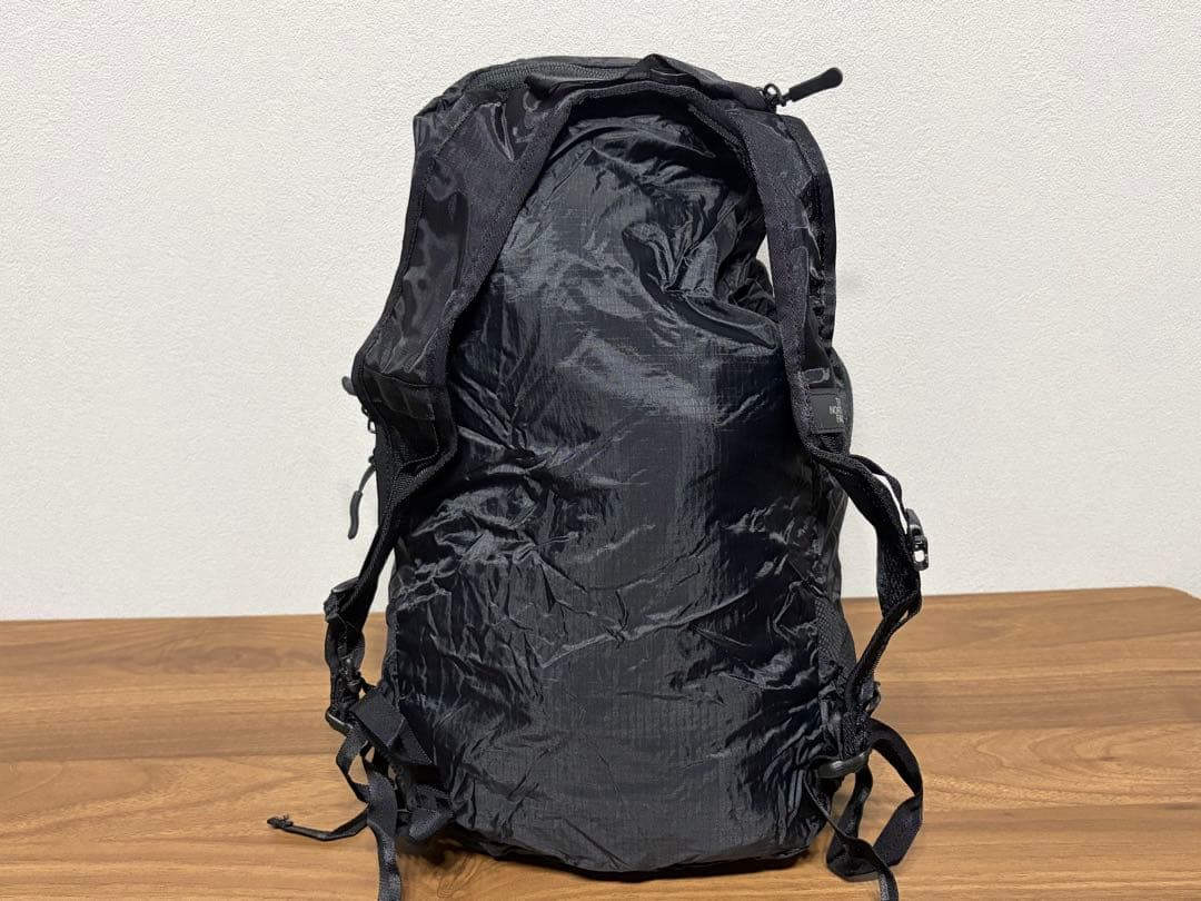 THE NORTH FACE FLYWEIGHT PACK 15 【未使用】
