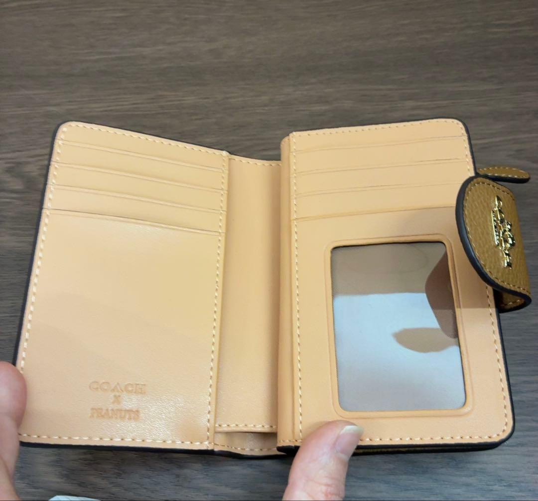 【美品】COACH コーチ スヌーピー　二つ折り財布