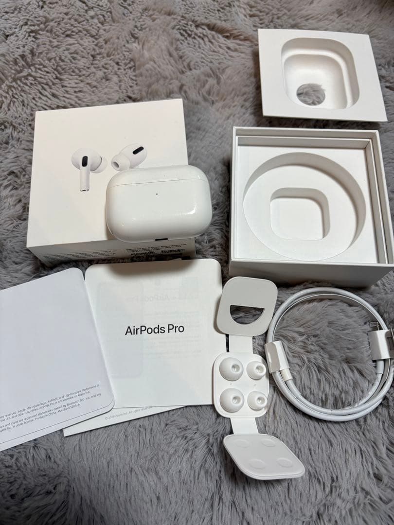 AirPods Pro 本体 充電ケーブル付き
