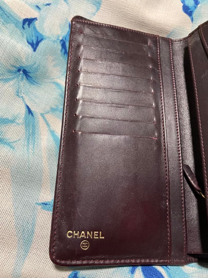 CHANEL ブラック 二つ折り財布 マトラッセキャビアスキン 2014