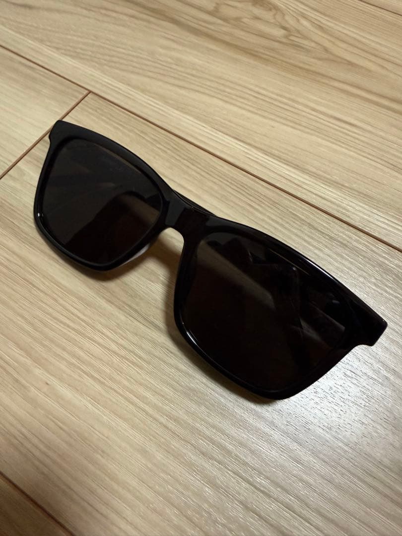 Saint Laurent paris ウェリントン サングラス ユニセックス