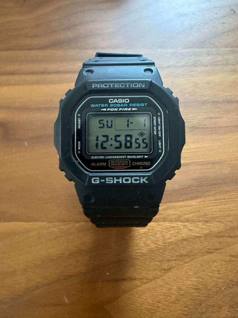 外装取替済み カシオCASIO DW-5600E G-SHOCK