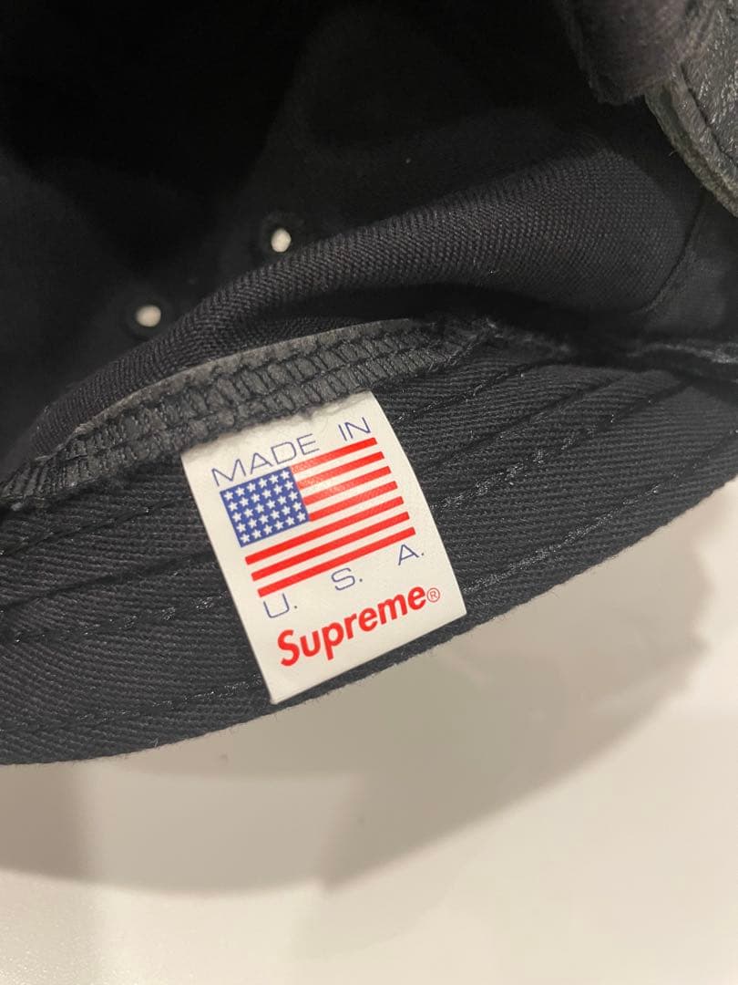 Supreme ブラック ロゴキャップ