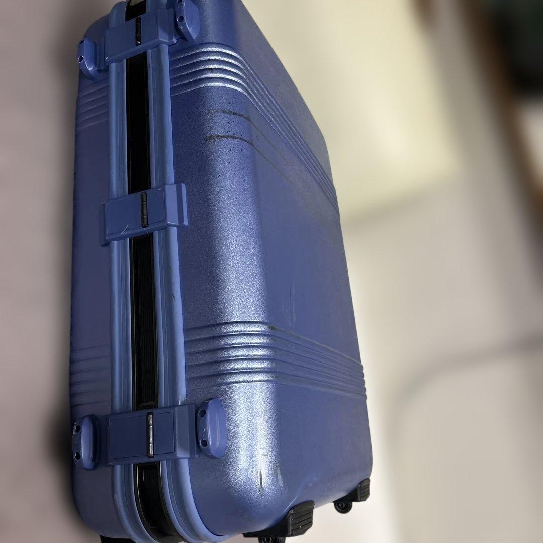 Samsonite 青いスーツケース