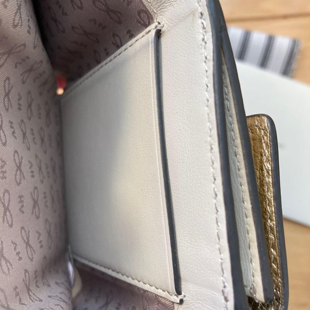 ANYA HINDMARCH ゴールド 三つ折り財布