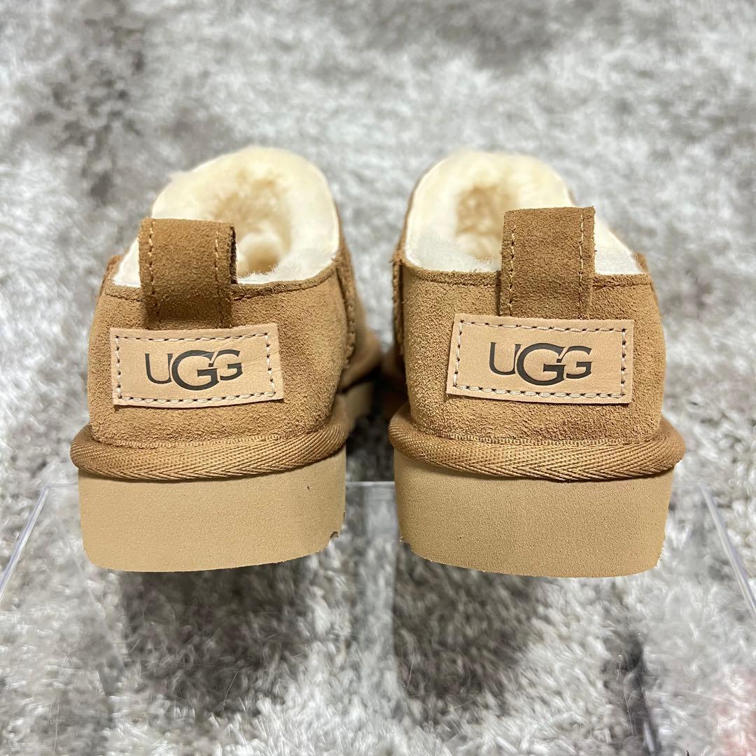 ❣️新品未使用品❣️UGG CLASSIC MICRO クラシックマイクロ 23cm