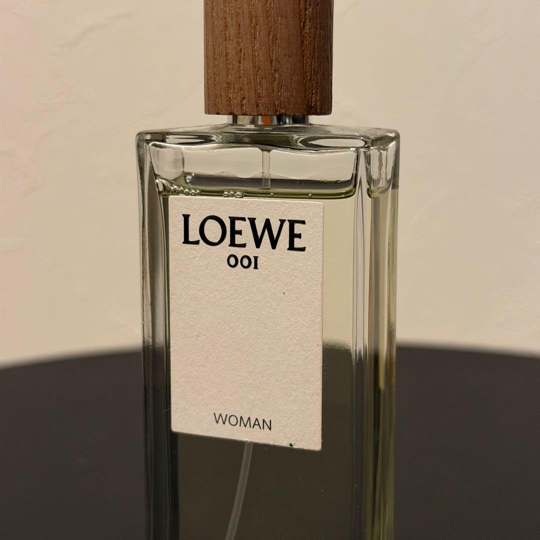 香水(ユニセックス) LOEWE 001 WOMAN