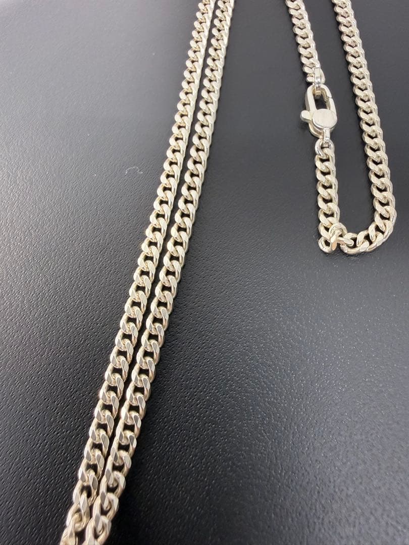 GUCCI シルバーチェーンネックレス　☆