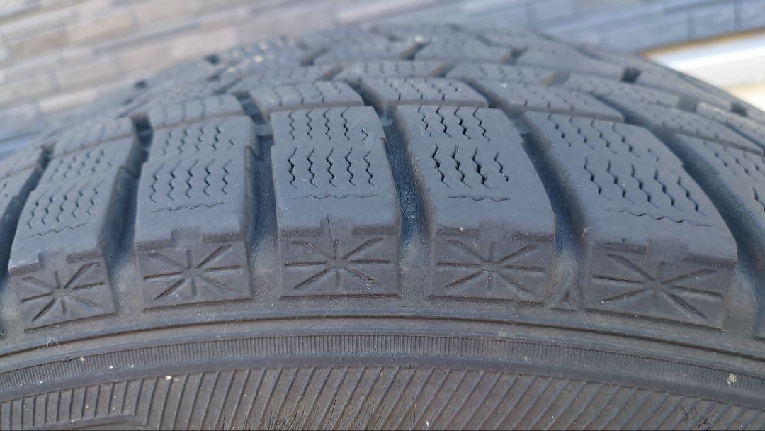シエンタ　185/60R15スタッドレスセット
