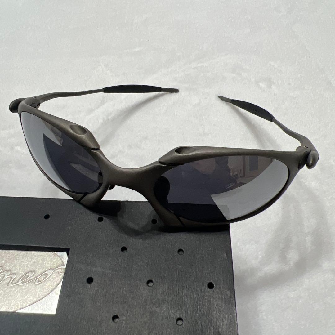 OAKLEY Romeo サングラス