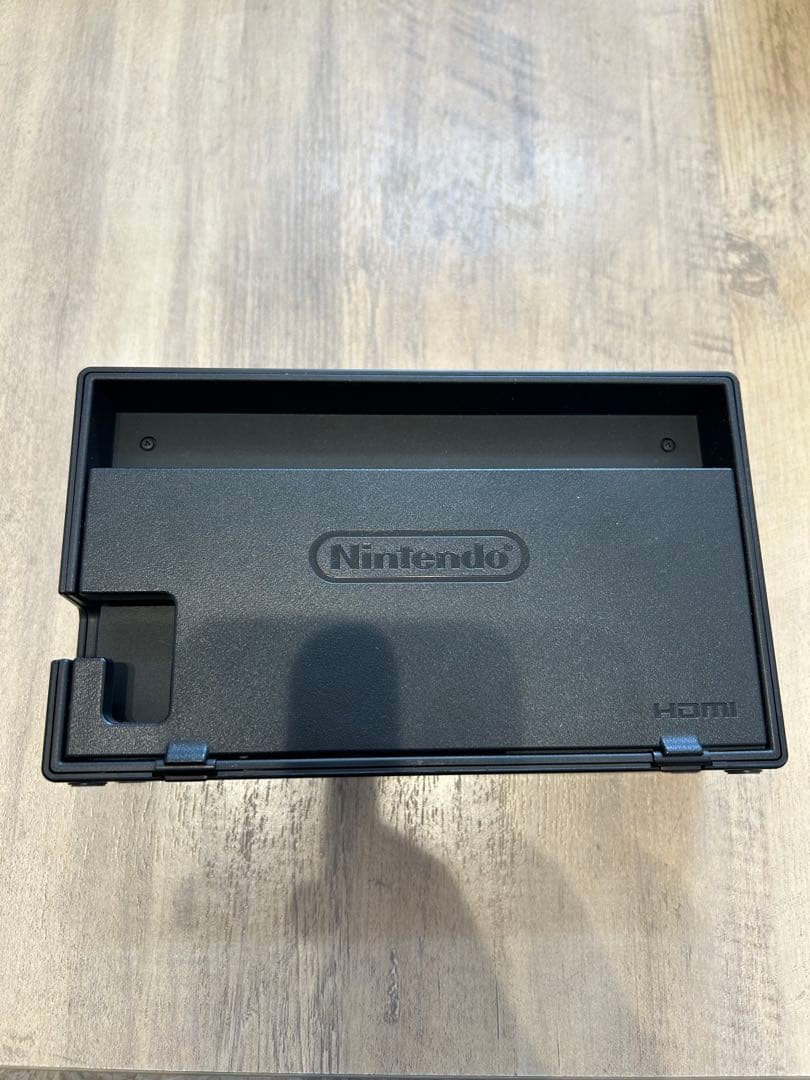Nintendo Switch 本体 / Joy-Con5個etc...付き