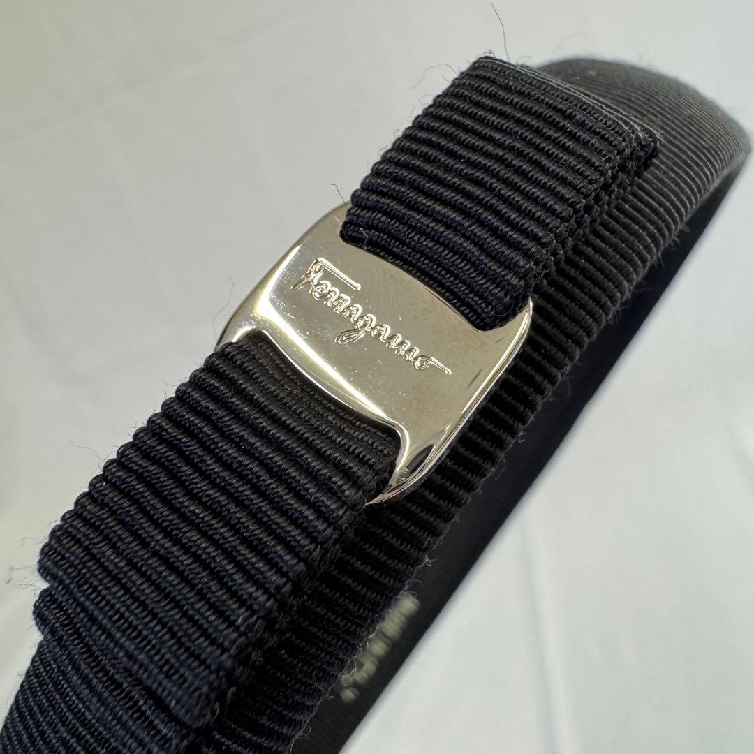 Ferragamo フェラガモ カチューシャ 黒 細め レディース