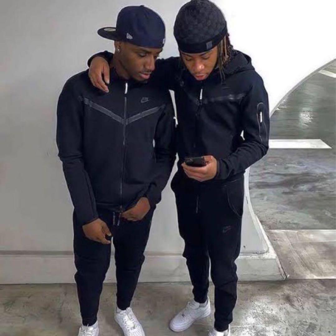 Nike ブラック テックフリース上下セット