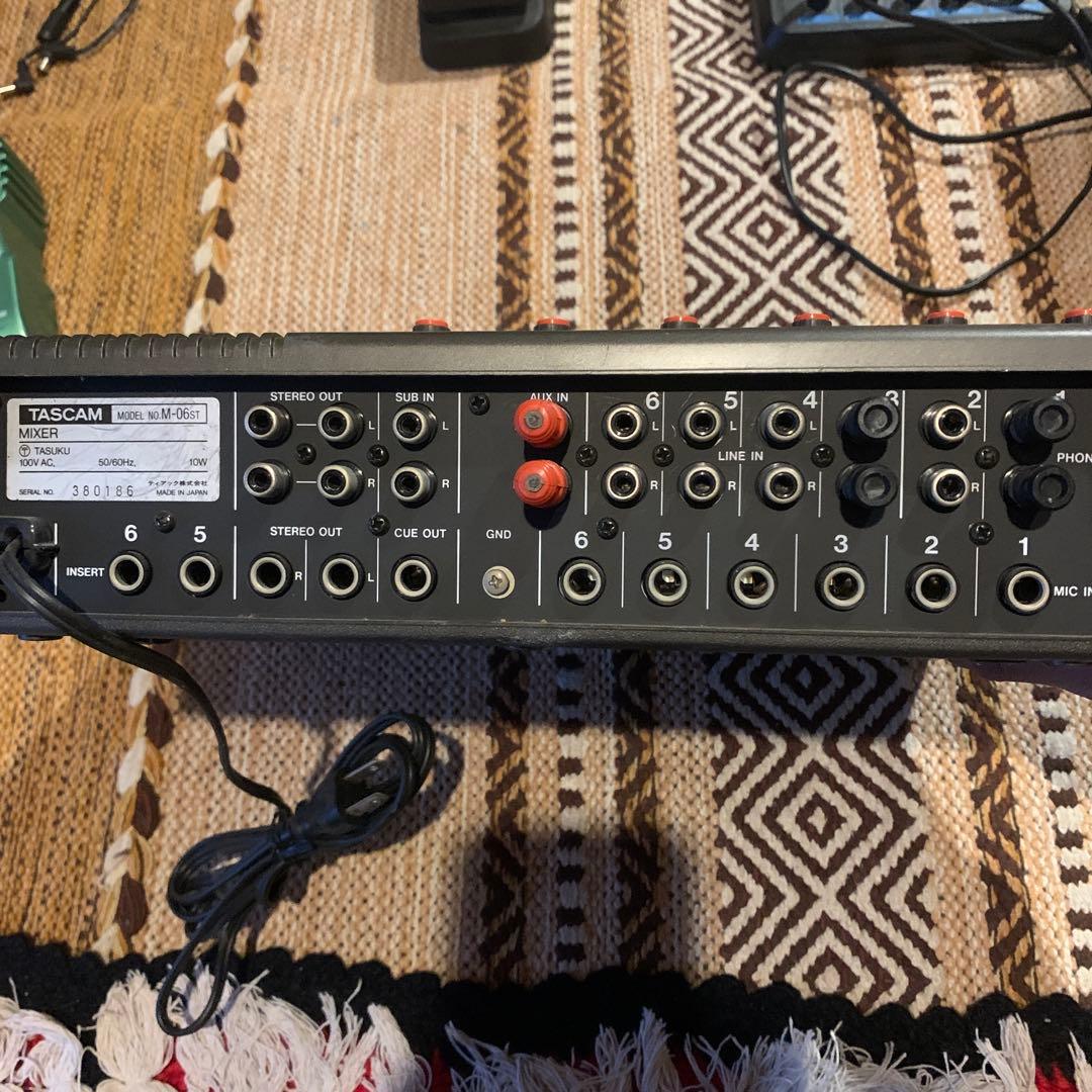 TASCAM M-06ST アナログミキサー