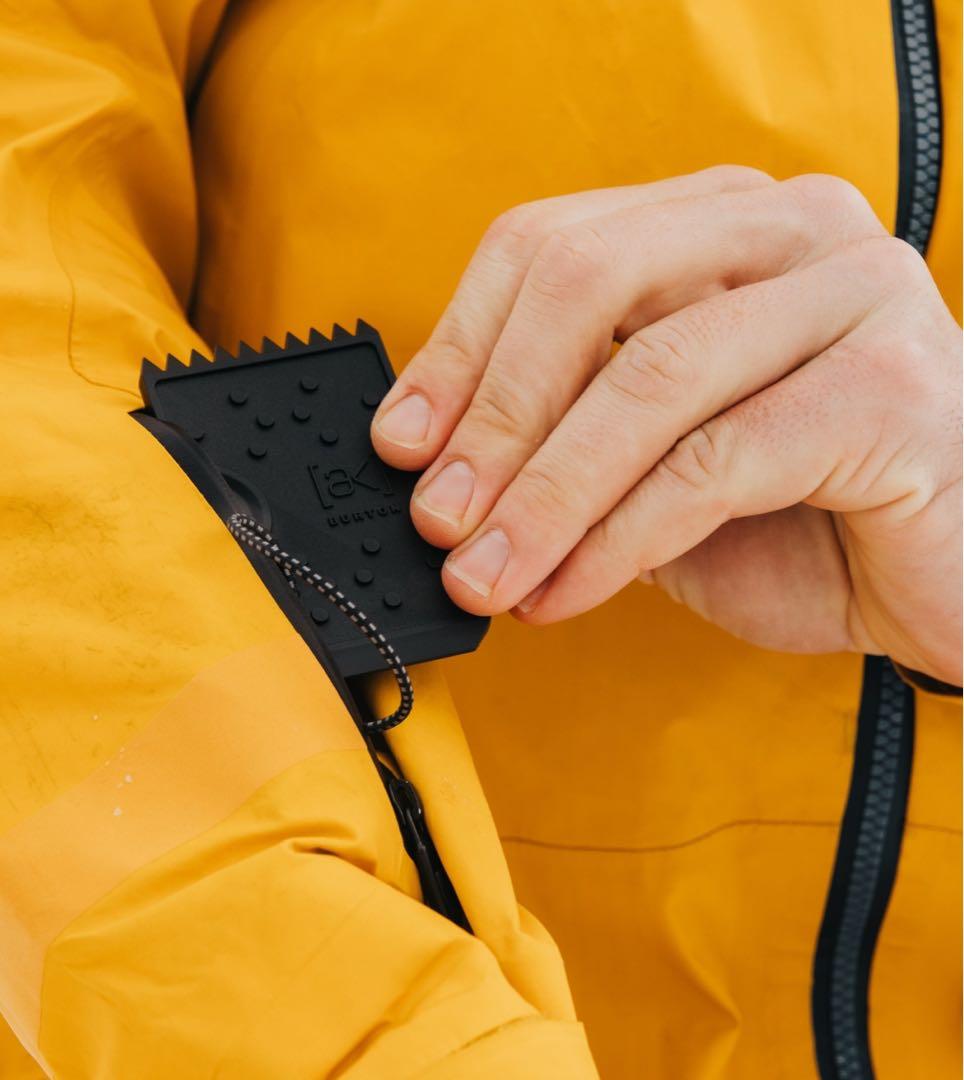 Burton [ak] スノーボードジャケット、ビブパンツ　Mサイズセットアップ