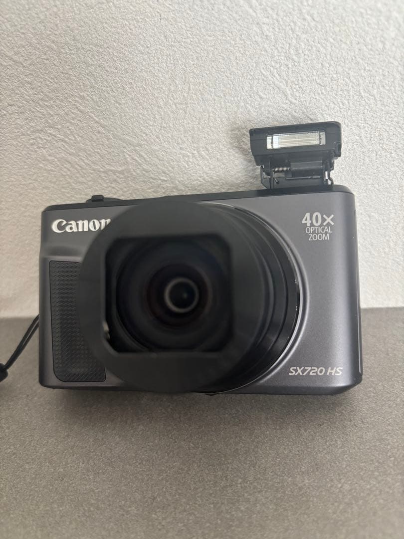 美品 Canonキャノン Powershot SX720HS ブラック　デジカメ