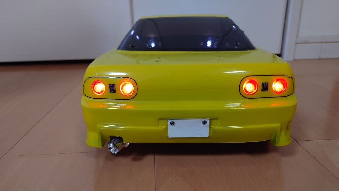 トシヨコモ324RボディLED付き