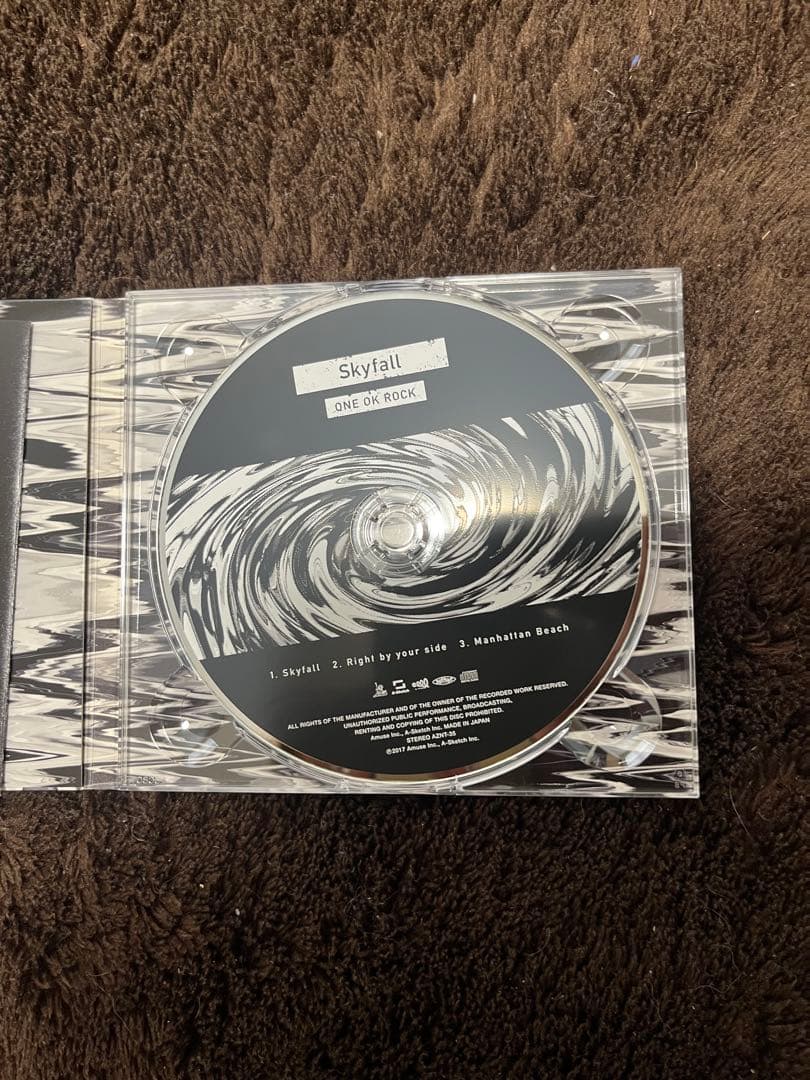 新品未使用ONE OK ROCK Skyfall 会場限定盤 CD