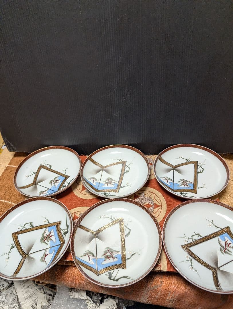 伊万里金彩陶磁器の皿 6枚セット 風景画