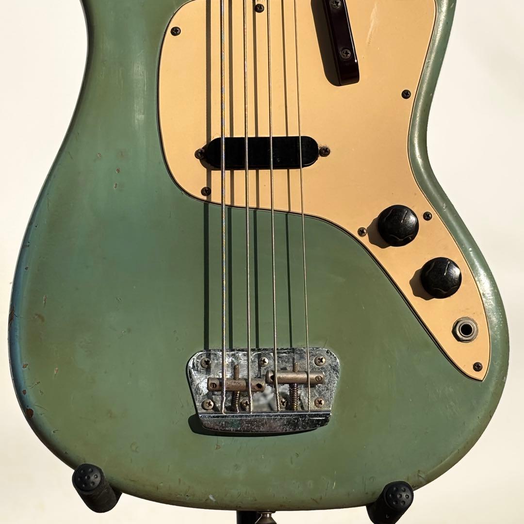 1972年 Fender USA Musicmaster Bass ダフネブルー