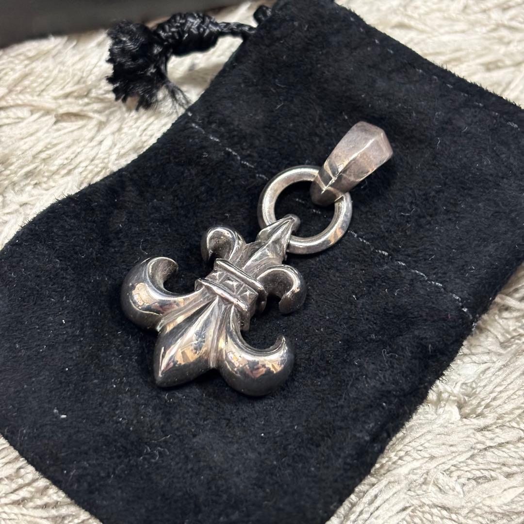 CHROME HEARTS BS FLEUR W/BALE ネックレストップ