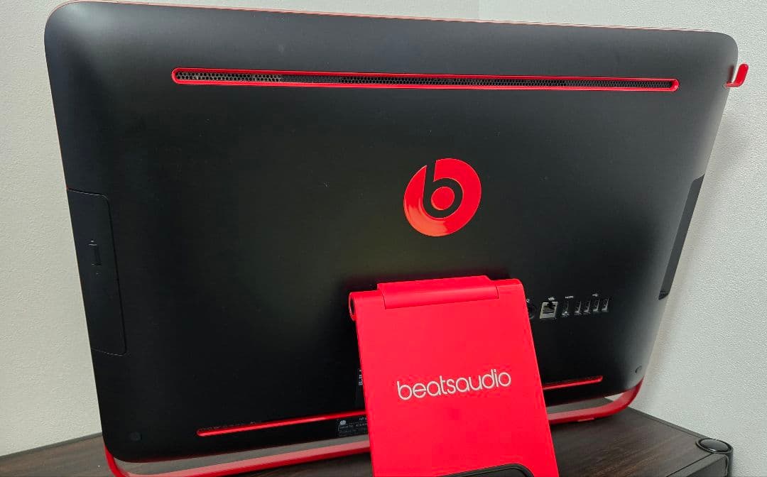 オールインワンPC(一体型)　HP　ENVY　Beats エディション
