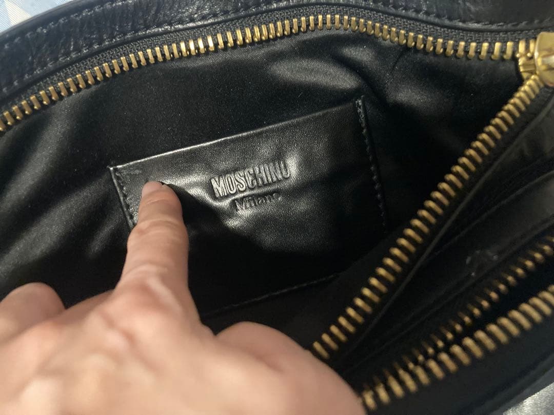 最終値下げ‼️MOSCHINO ウィメンズ ウエストポーチ ブラックバッグ
