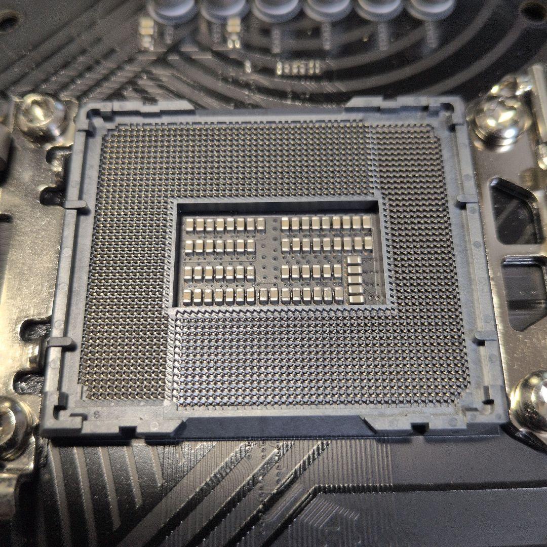 ASRock H670 PG Riptide マザーボード