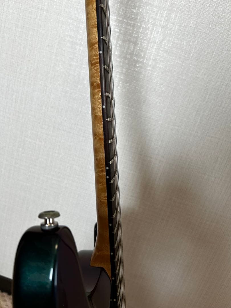 Ernie Ball Music Man JP6 MD（Piezo搭載）