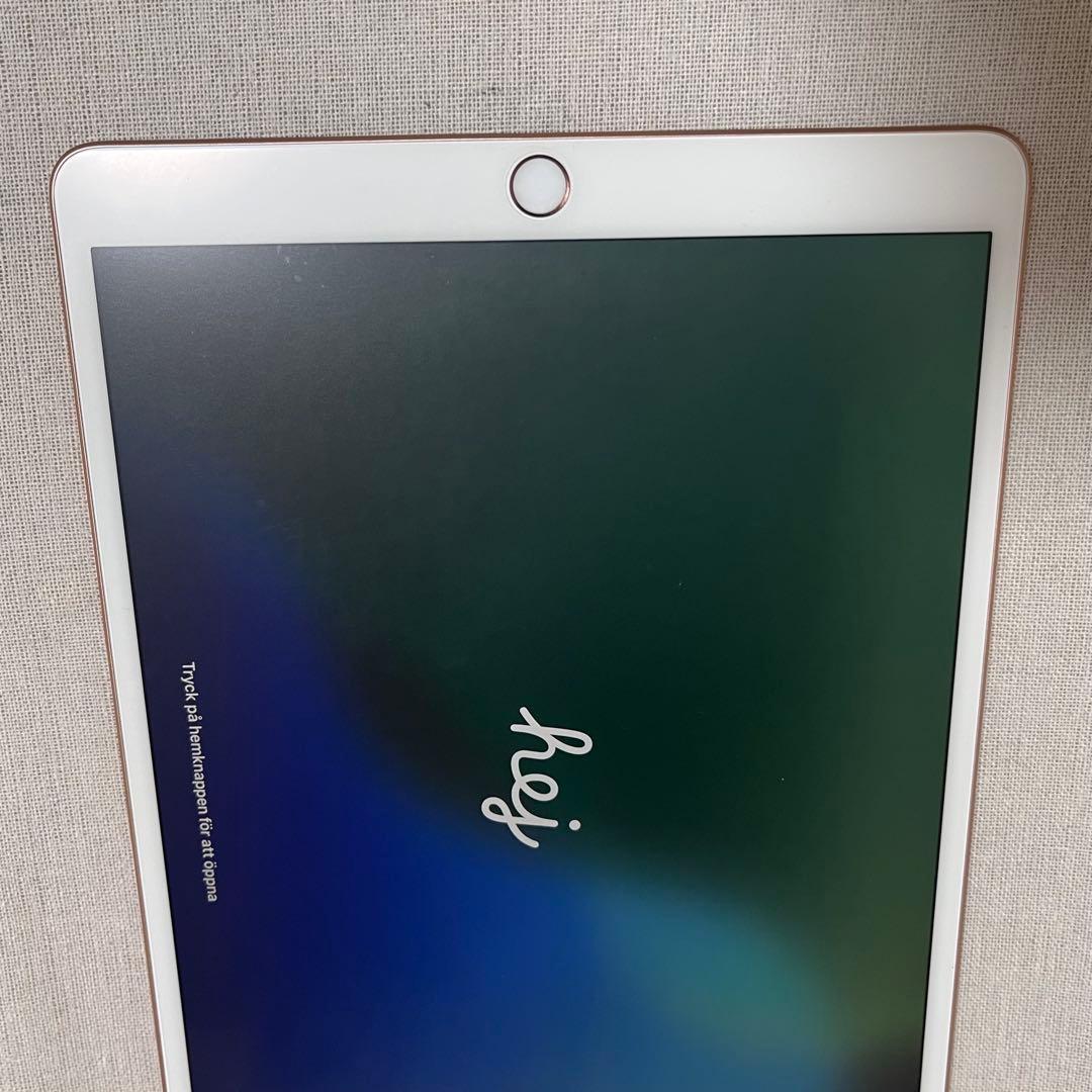 ス*P様　iPad Air3 64GB 【箱・ipadケース・アダプタ付き】