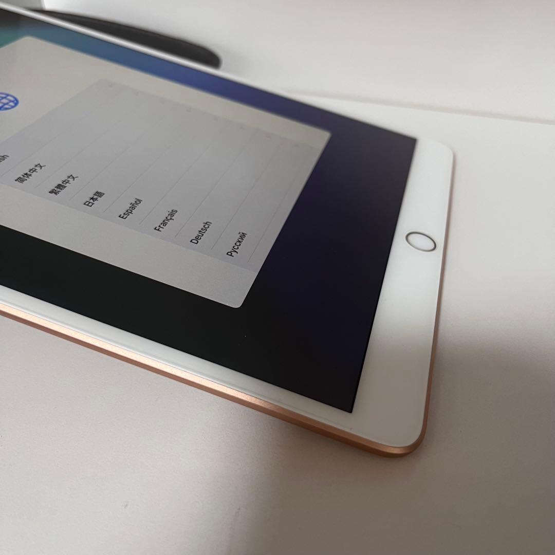 ス*P様　iPad Air3 64GB 【箱・ipadケース・アダプタ付き】