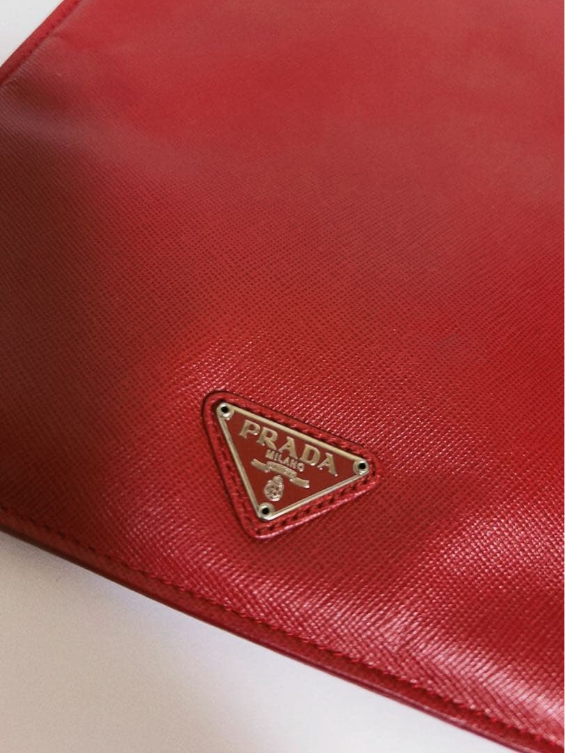 プラダ　PRADA iPadケース　タブレットケース 赤　三角ロゴ