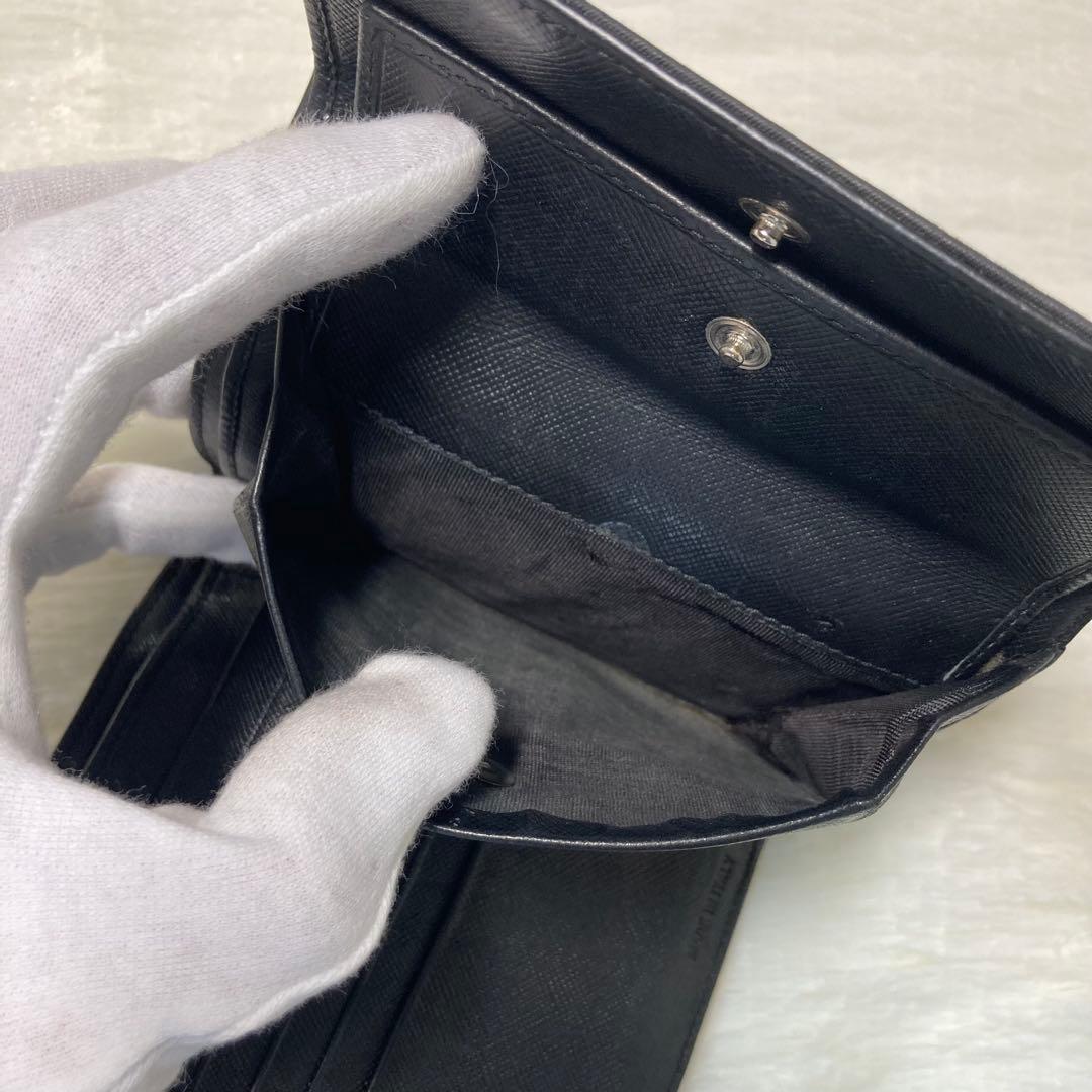 お買い得品　PRADA プラダ　三角ロゴ　エンブレム　三つ折り　財布　黒　人気