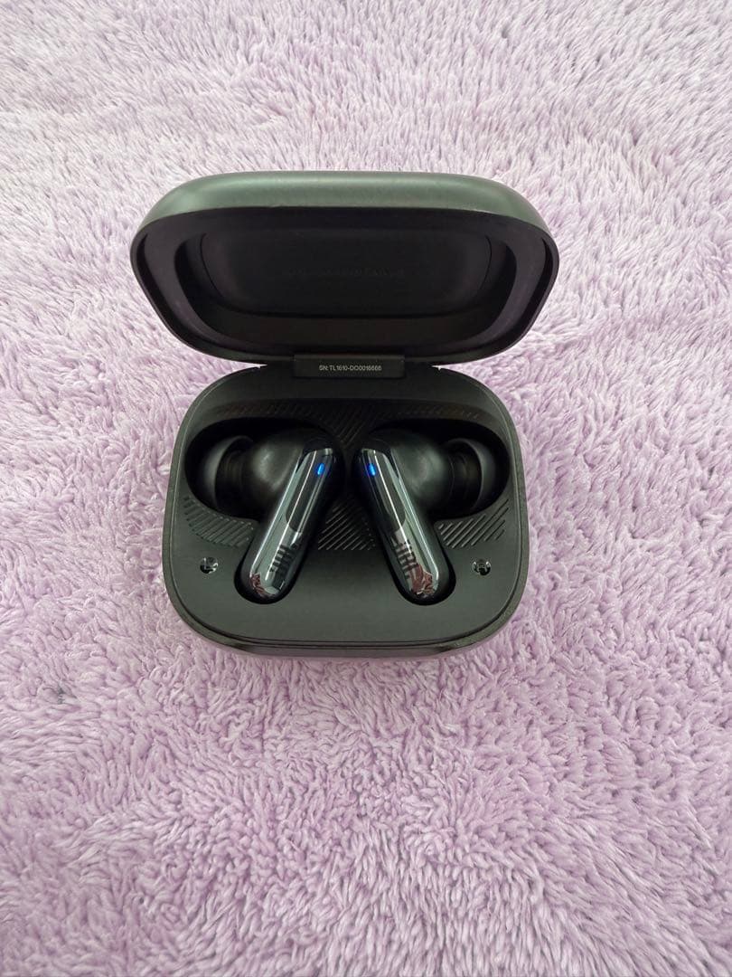 【美品】JBL LIVE BEAM 3／スマートディスプレイ搭載／付属完備