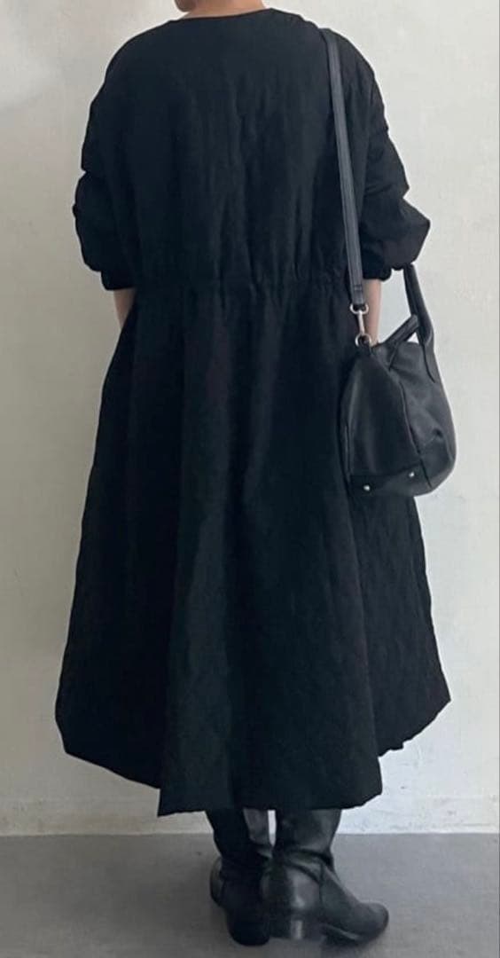 ブラック キルティング ロングコート
