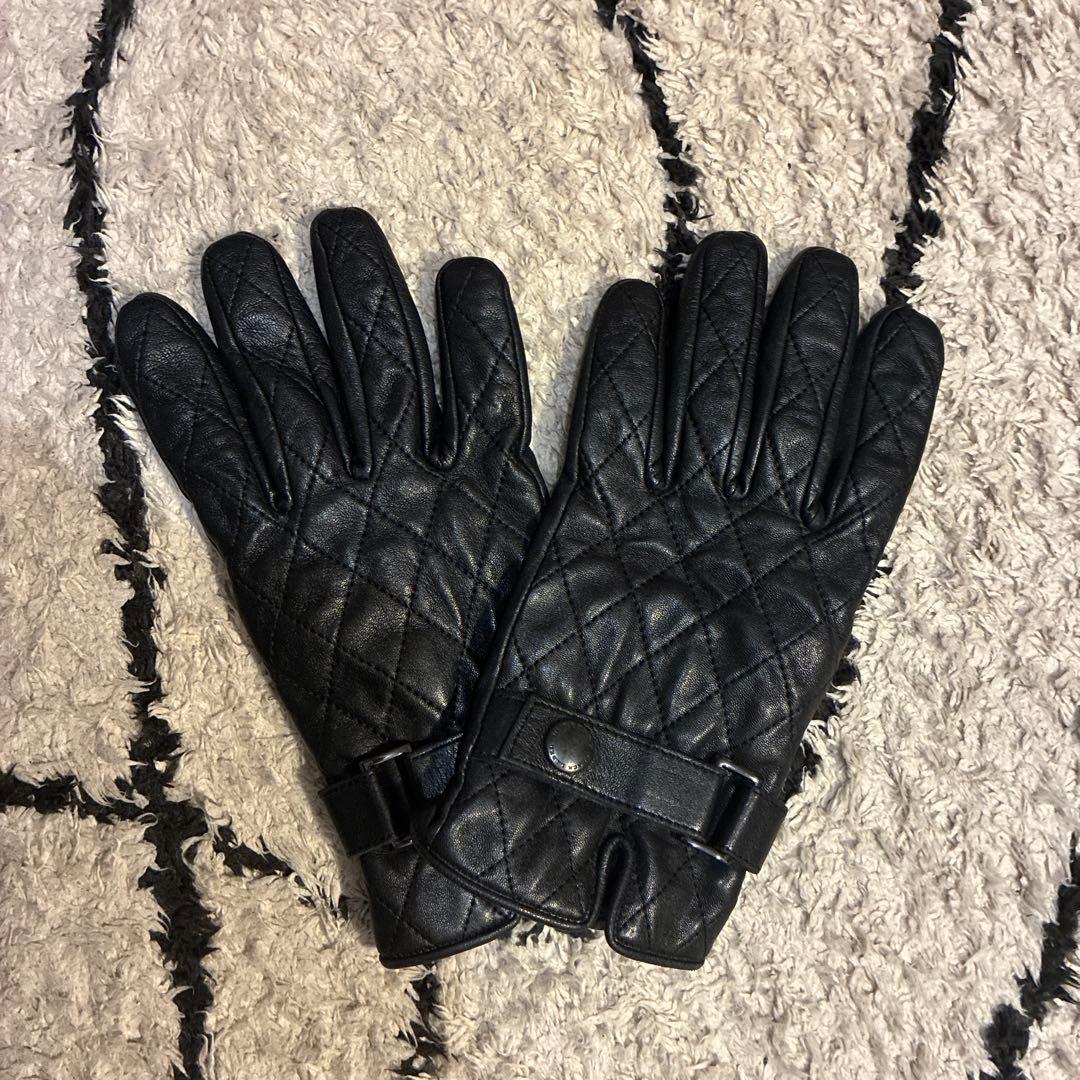 【希少】BURBERRYバーバリーブラックレーベル本革メタル釦加工レザー手袋