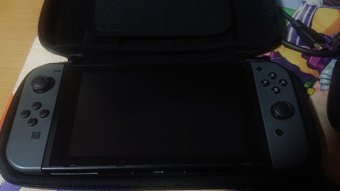 Nintendo Switch 本体 カバー sdカード付き