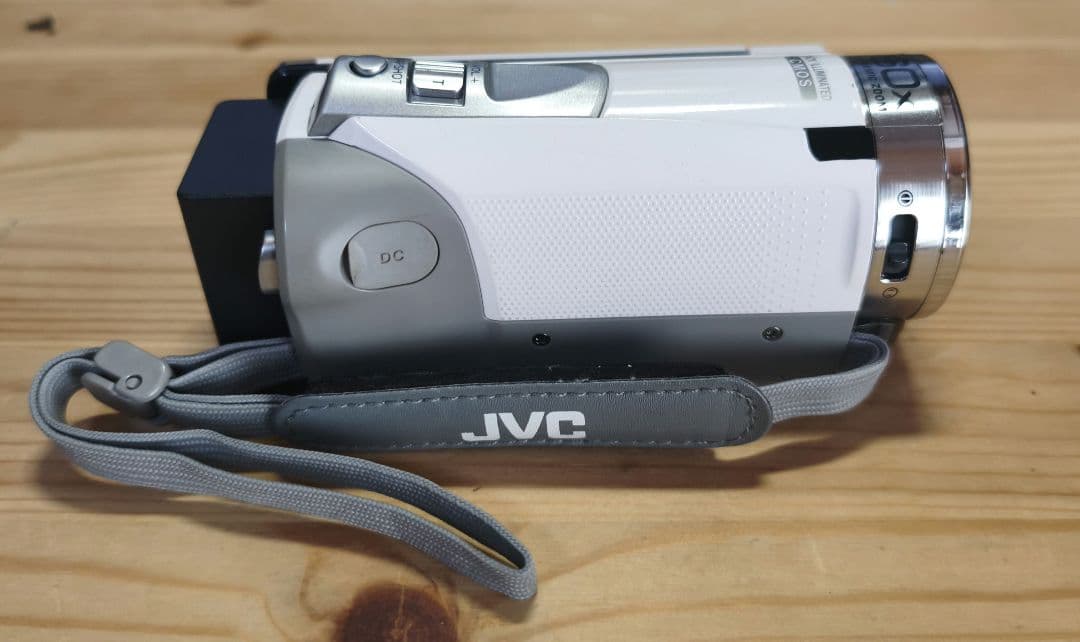 JVC GZ-HM155 AVCHD FULL HD ビデオカメラ