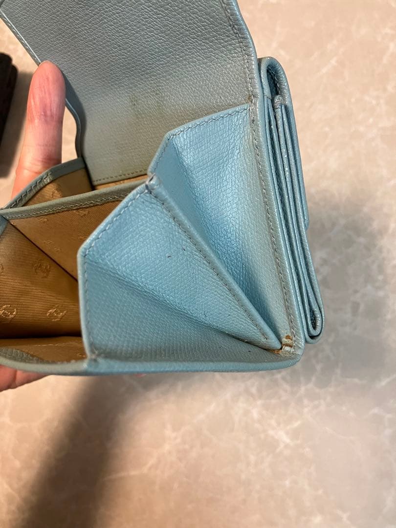 CHANEL シャネル　二つ折り財布　ブルー