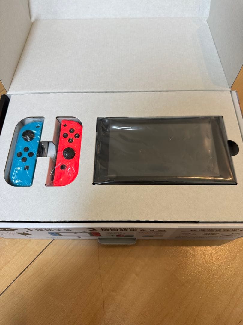 Nintendo Switch 本体 + HORI製プロコン 箱/付属品付