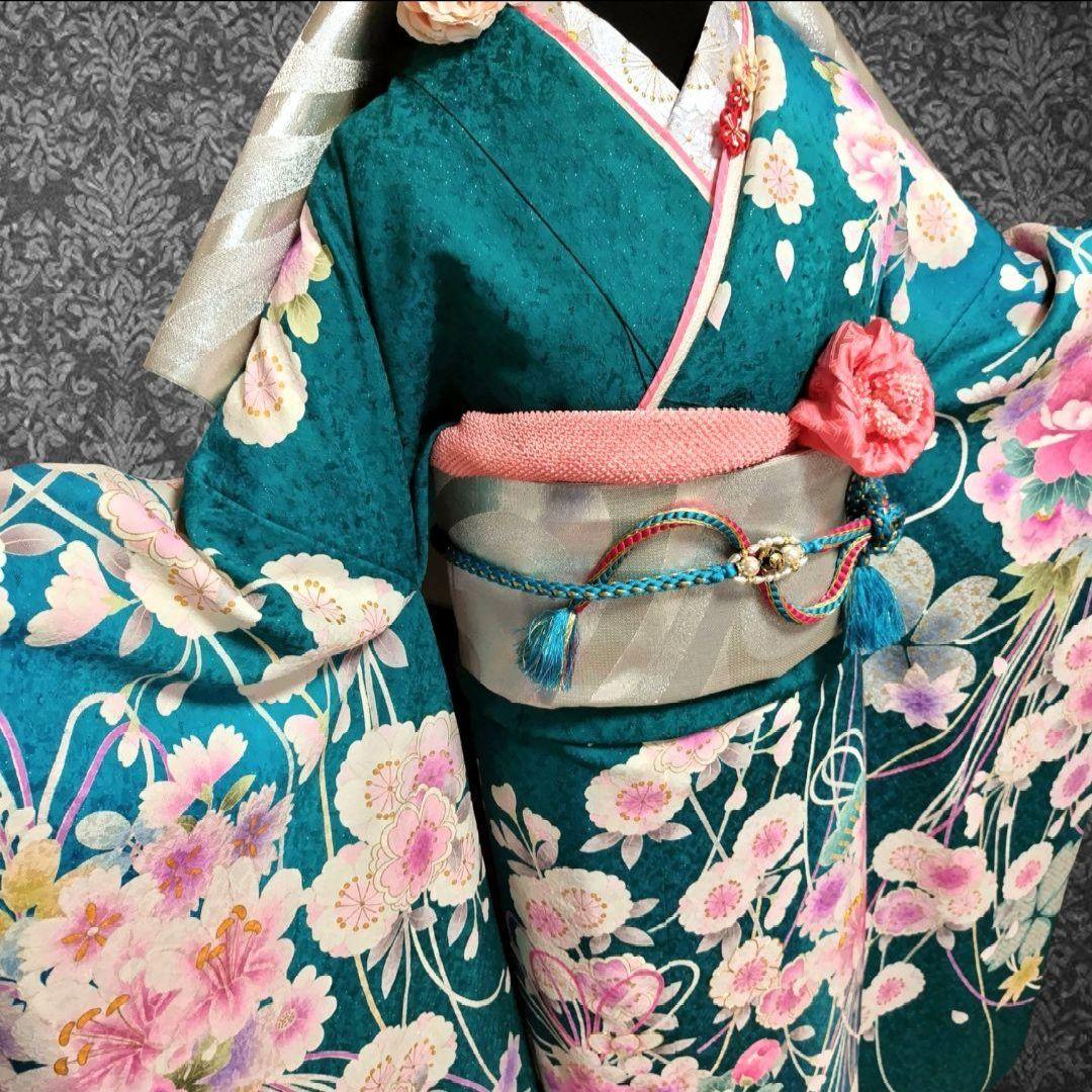 SALE中☆振袖フルセット(7点)・金駒刺繍・金彩加工・銀通し・鹿の子柄