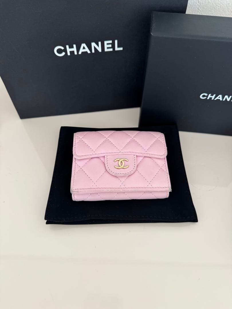 CHANEL クラシック スモール フラップ ウォレット ピンク 3つ折り財布