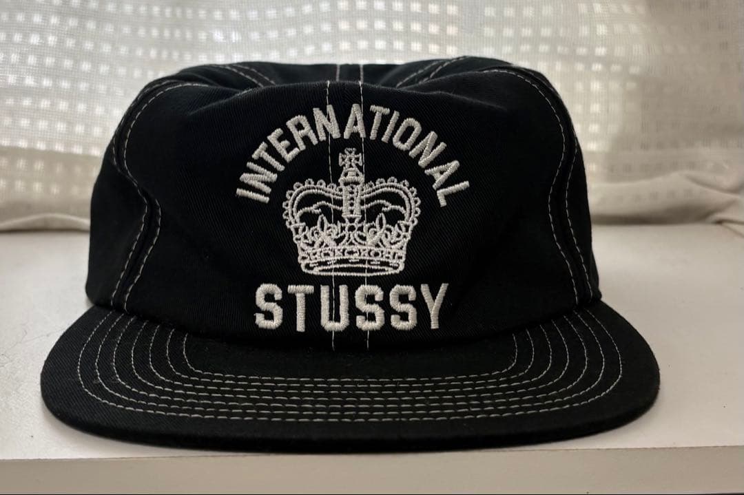 STUSSY ベースボールキャップ 黒