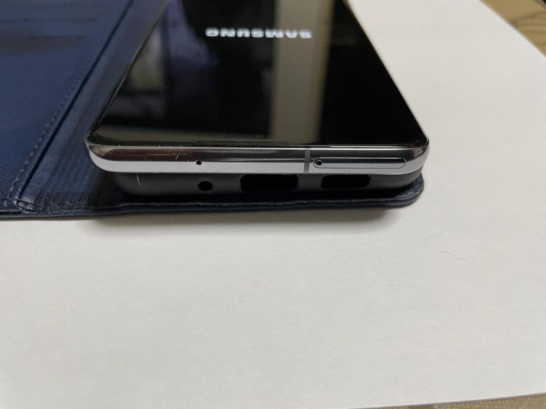 Samsung Galaxy S20+ ブラック ケース付き