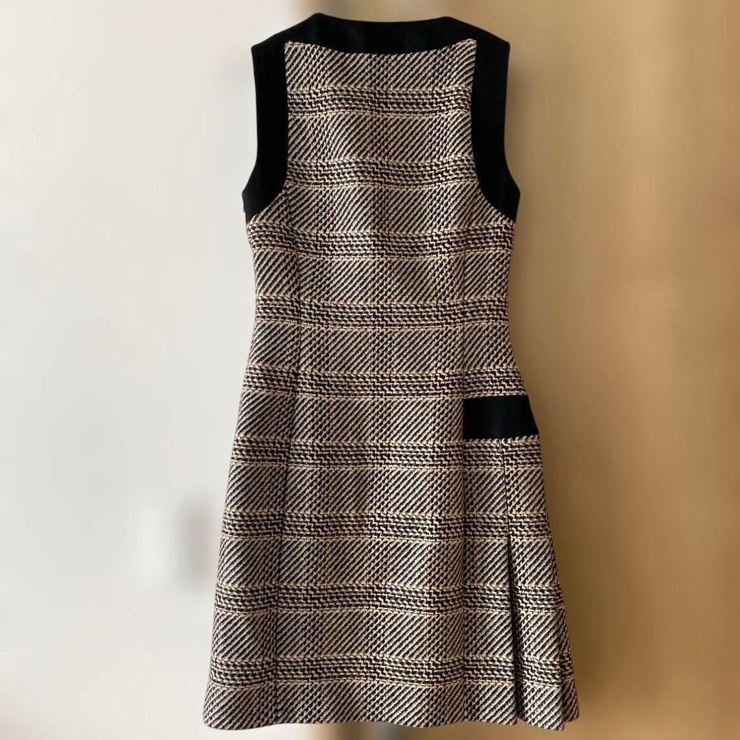 お値下げ中！KAREN MILLEN ノースリーブひざ丈ワンピース