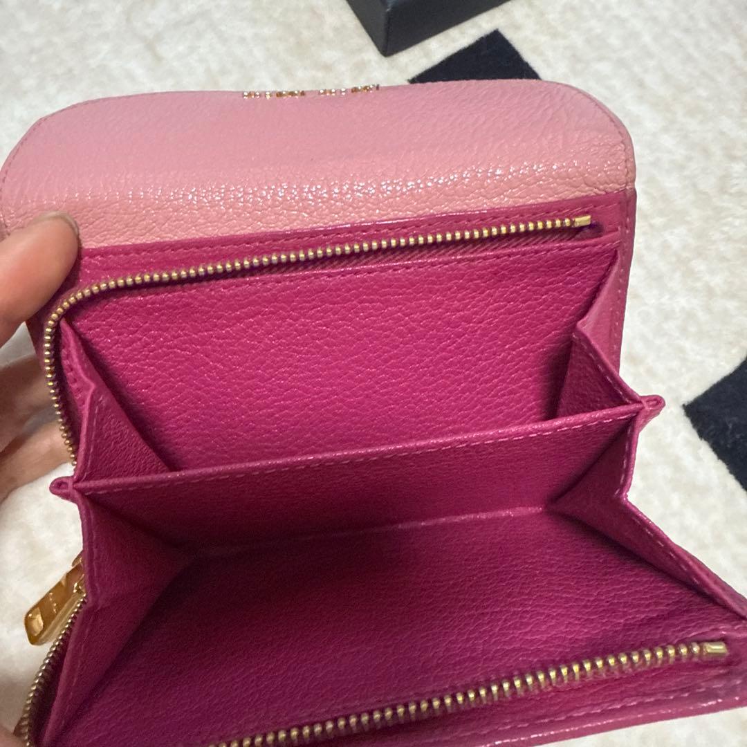 miu miu 二つ折り財布 ピンク