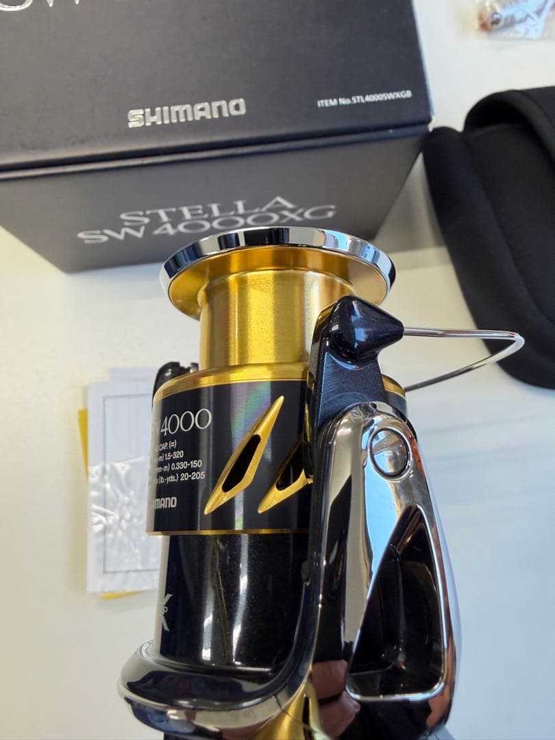 SHIMANO STELLA SW4000XG スピニングリール