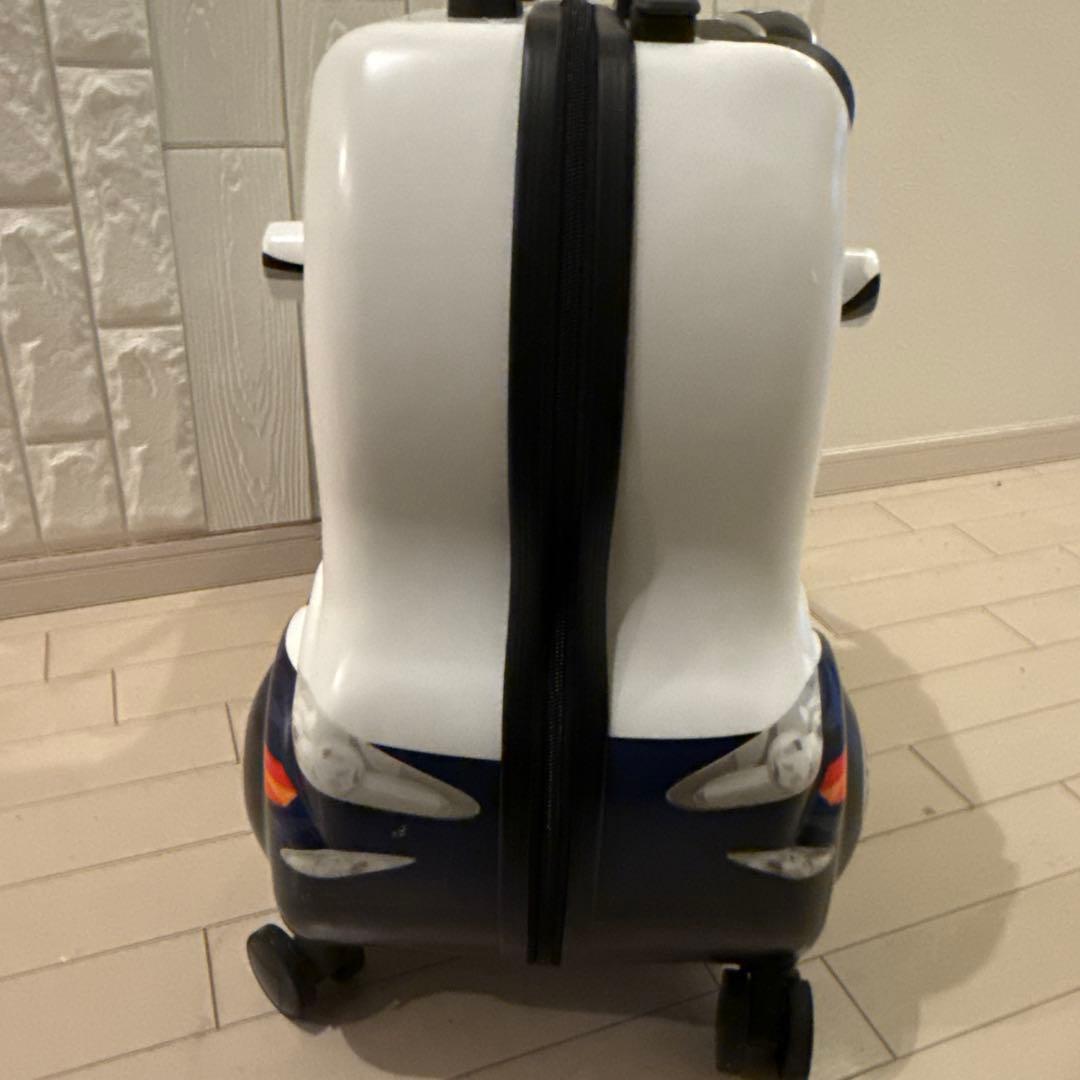 ノリッコ　キャリーケース　旅行　乗れる　パトカー